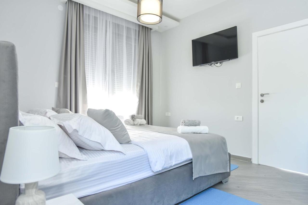 Verbalj Apartment With Swimming Pool Kotor Eksteriør billede