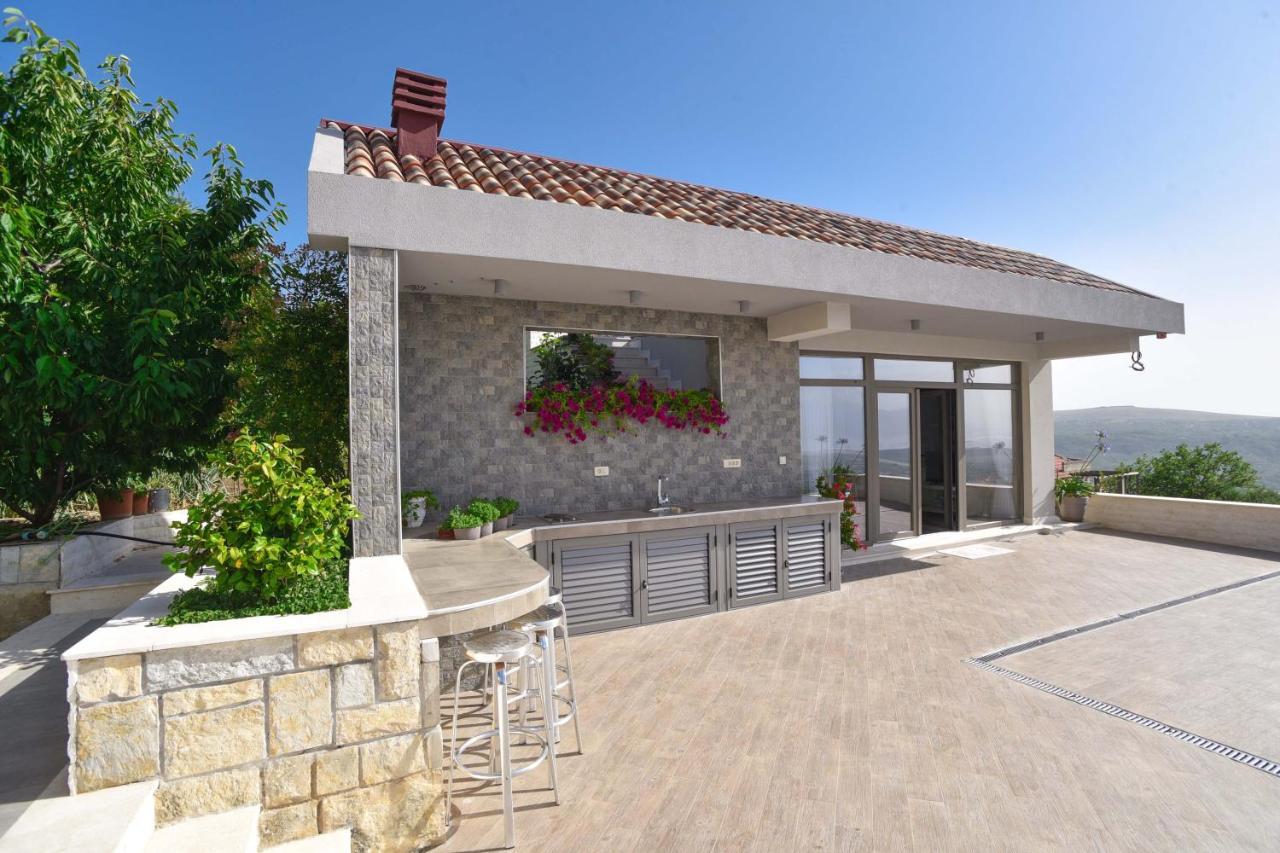 Verbalj Apartment With Swimming Pool Kotor Eksteriør billede