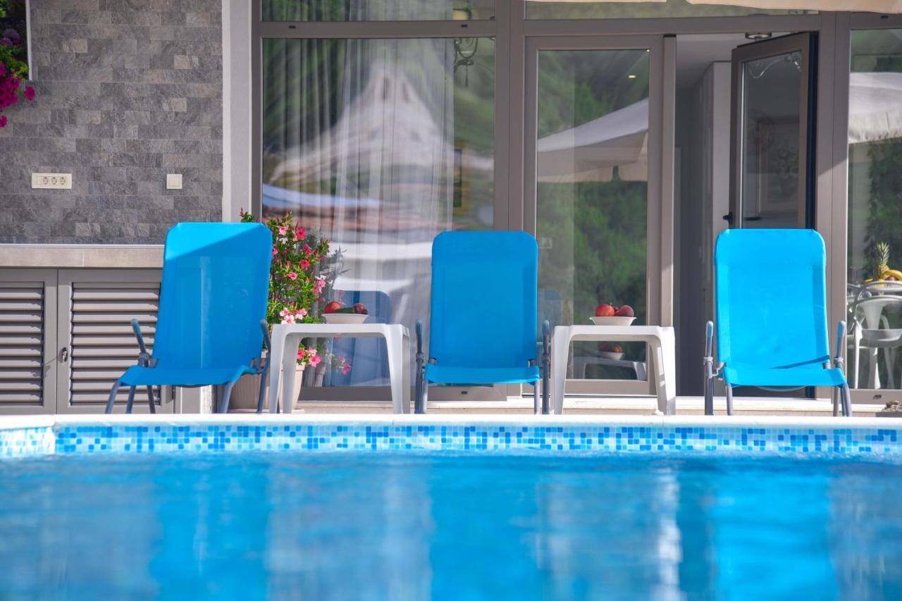 Verbalj Apartment With Swimming Pool Kotor Eksteriør billede